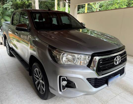 TOYOTA HILUX 2.8 SRV 4X4 CD 16V DIESEL 4P AUTOMÁTICO TOYOTA HILUX 2.8 SRV 4X4 CD 16V DIESEL 4P AUTOMÁTICO